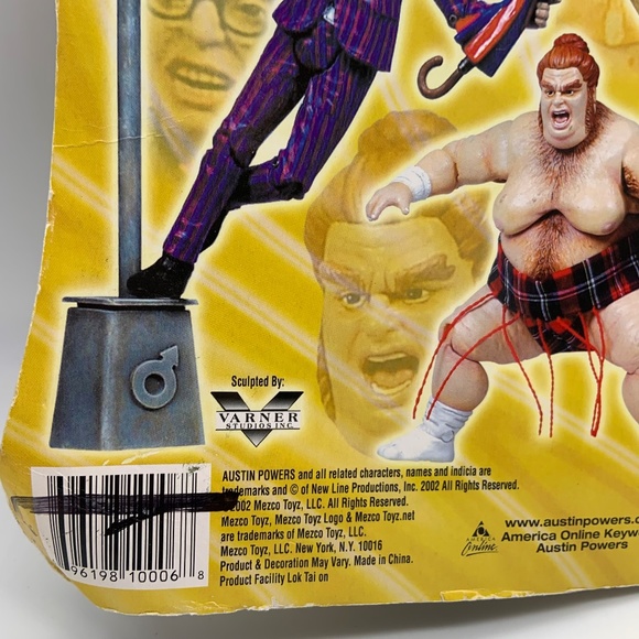 Vintage Mezco Austin Powers Goldmember Action Figure SEALED! - Picture 12 of 13